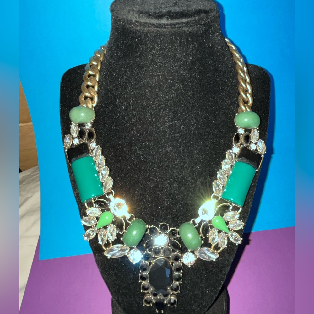 J CREW ~ Beautiful Statement Necklace